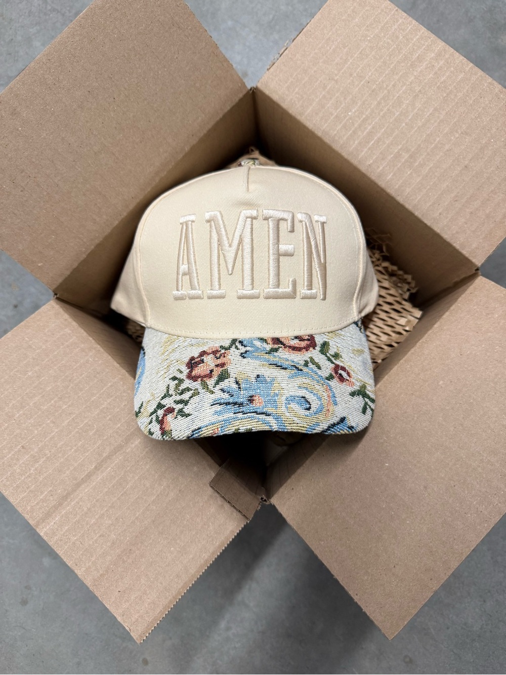 Beige 'AMEN' Cap with Floral Tapestry Brim